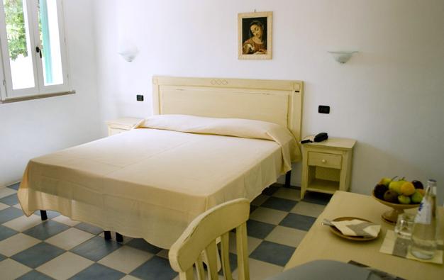 Hotel A Due Passi Dal Pizzo Pizzo  Room photo